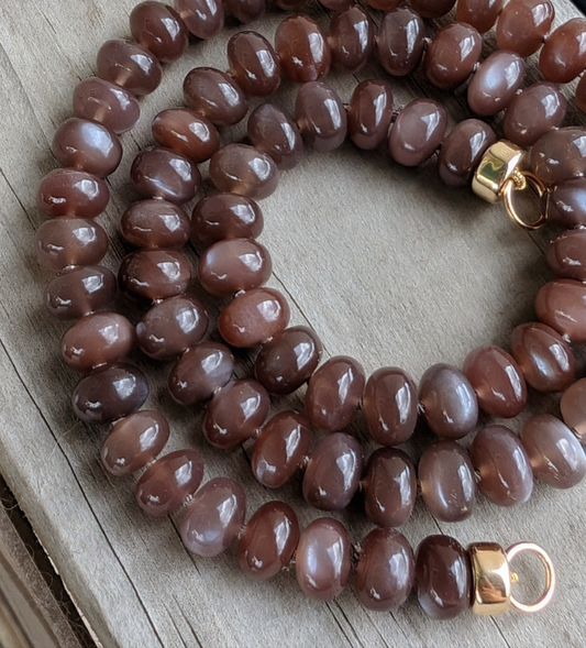 Chocolate Moonstone strand