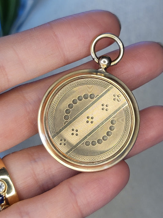 Victorian 14k gold locket