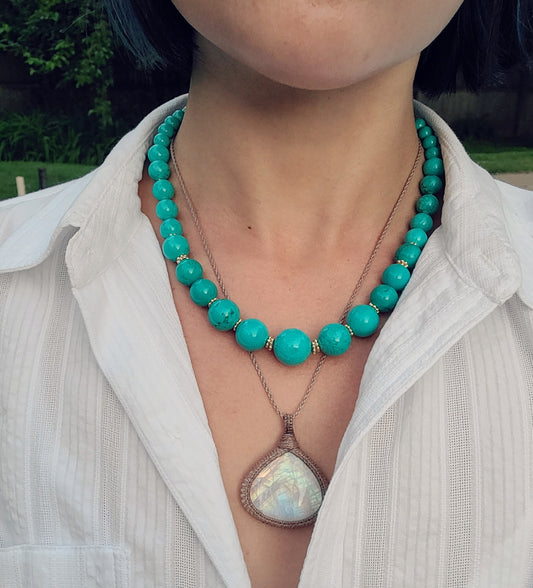 Genuine turquoise graduated necklace