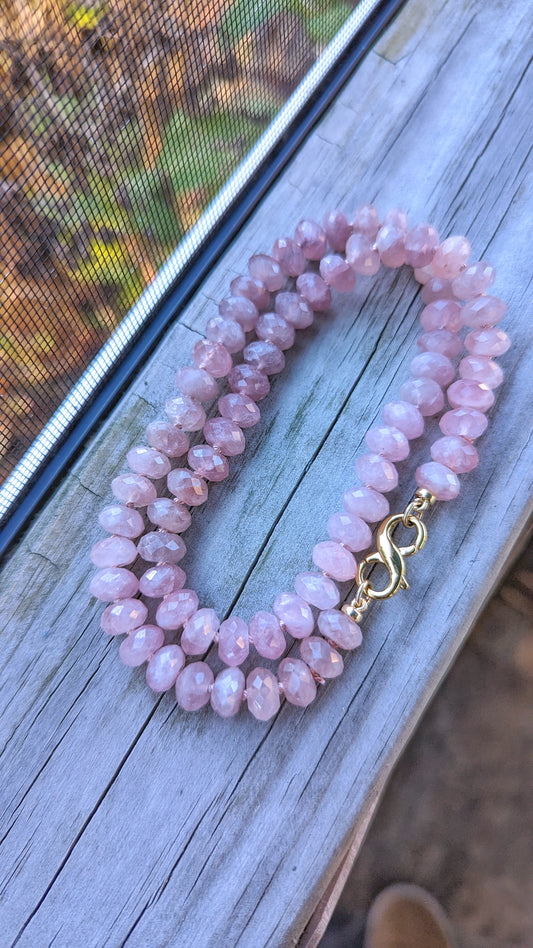 Mauve rose quartz strand